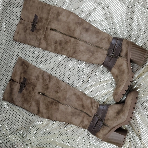 Seven Dials Shoes - Seven Dials over the knee tan heeled boot